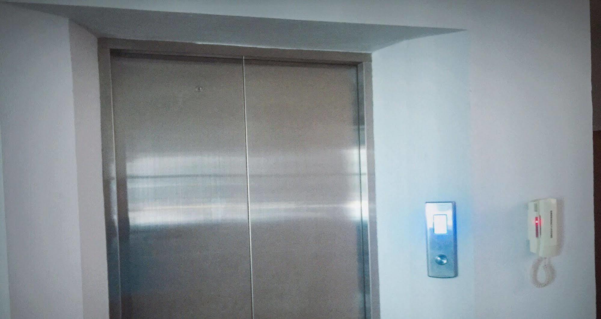 Hotel Rinrada Loft Resident Chiang Mai Exterior foto